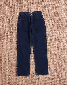 Uniqlo U _ Regular-Fit Straight high-rise jeans ( 무료 나눔 , 27 size )